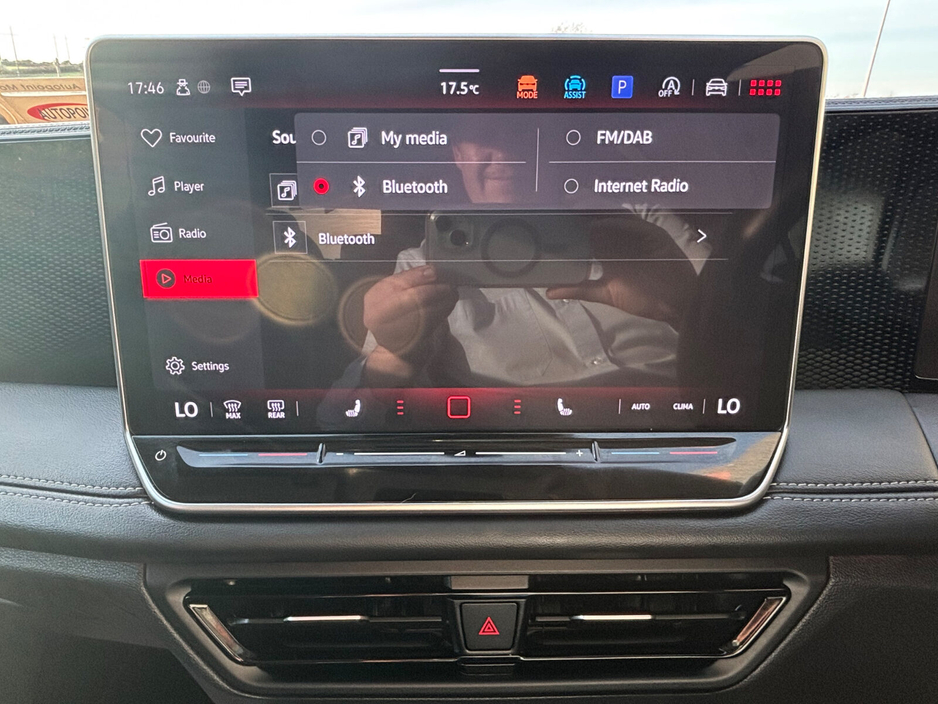 2024 Volkswagen Tiguan - image 22