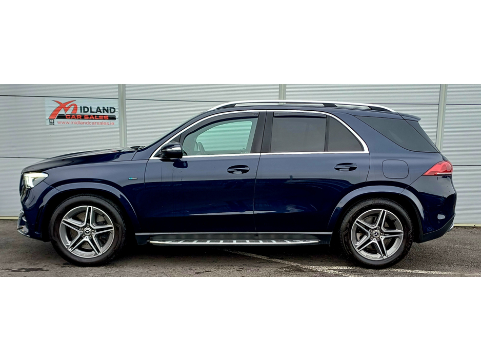 2022 Mercedes-Benz GLE Class - image 10