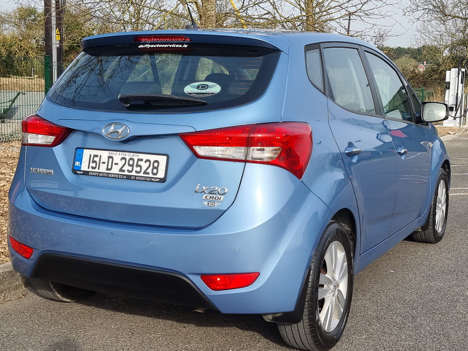 2015 Hyundai ix20 - image 2
