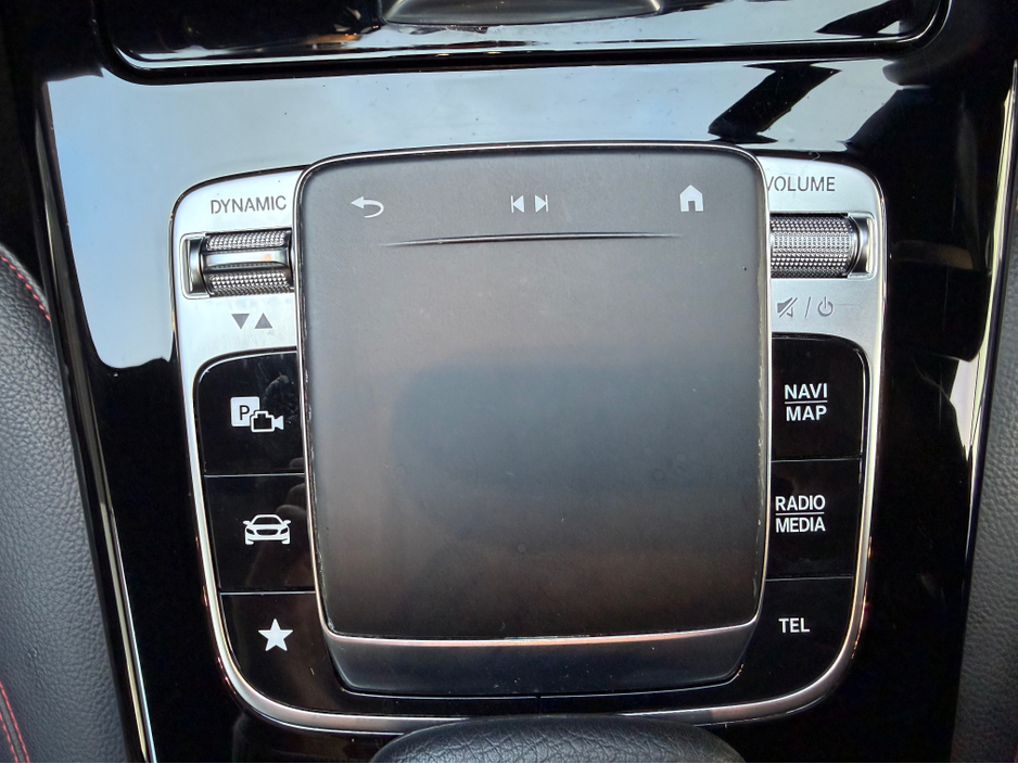 2019 Mercedes-Benz A Class A200d - AMG Premium + Low mileage €24,890