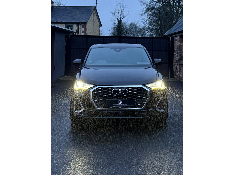 2020 Audi Q3 35 TDI 150HP quattro S line €38,995