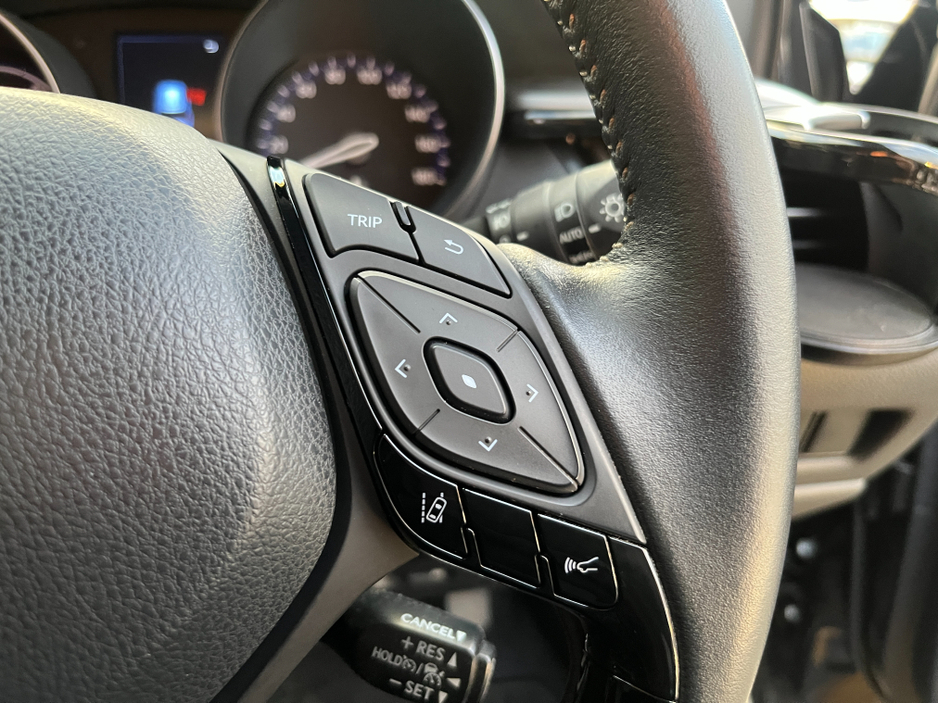 2023 Toyota C-HR SOL MODELLISTA AUTOMATIC HYBRID 1.8 PETROL //360 PARKING CAMERAS//ADAPTIVE CRUISE CONTROL//HALF LEATHER HEATED SEATS//KEYLESS ENTRY// €29,950