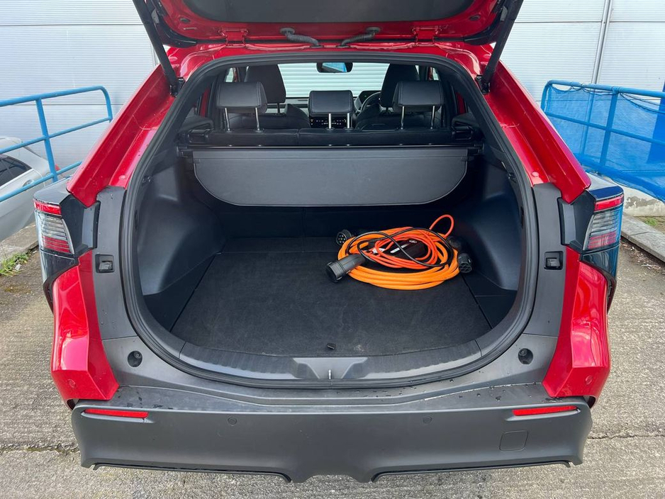 2024 Toyota bZ4X - image 13