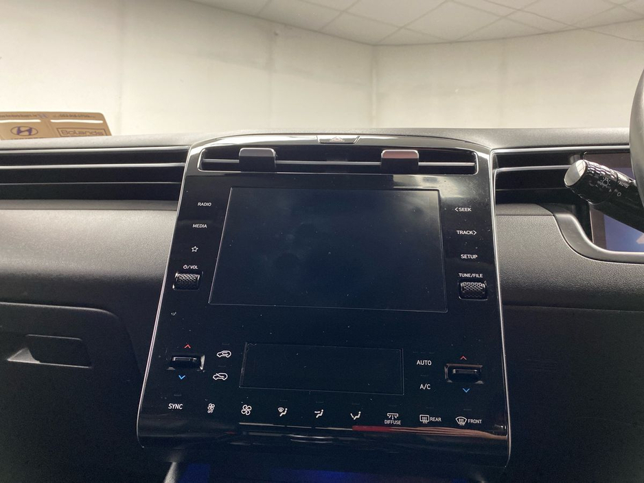 2023 Hyundai Tucson - image 8