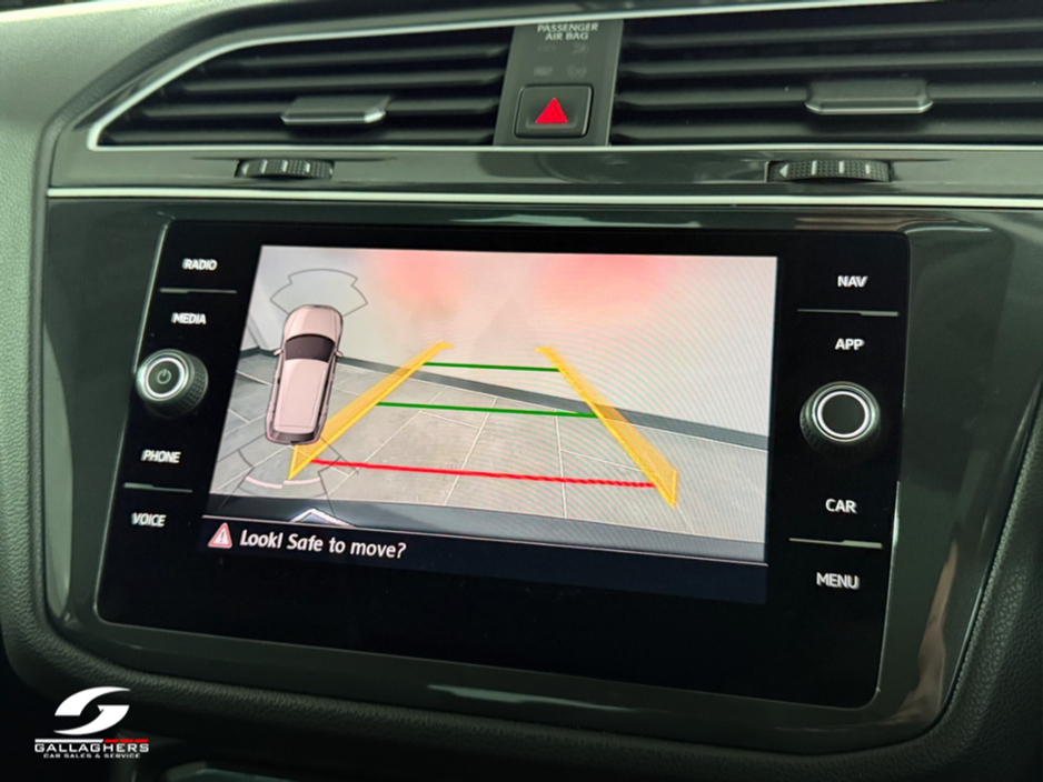 2019 Volkswagen Tiguan - image 32