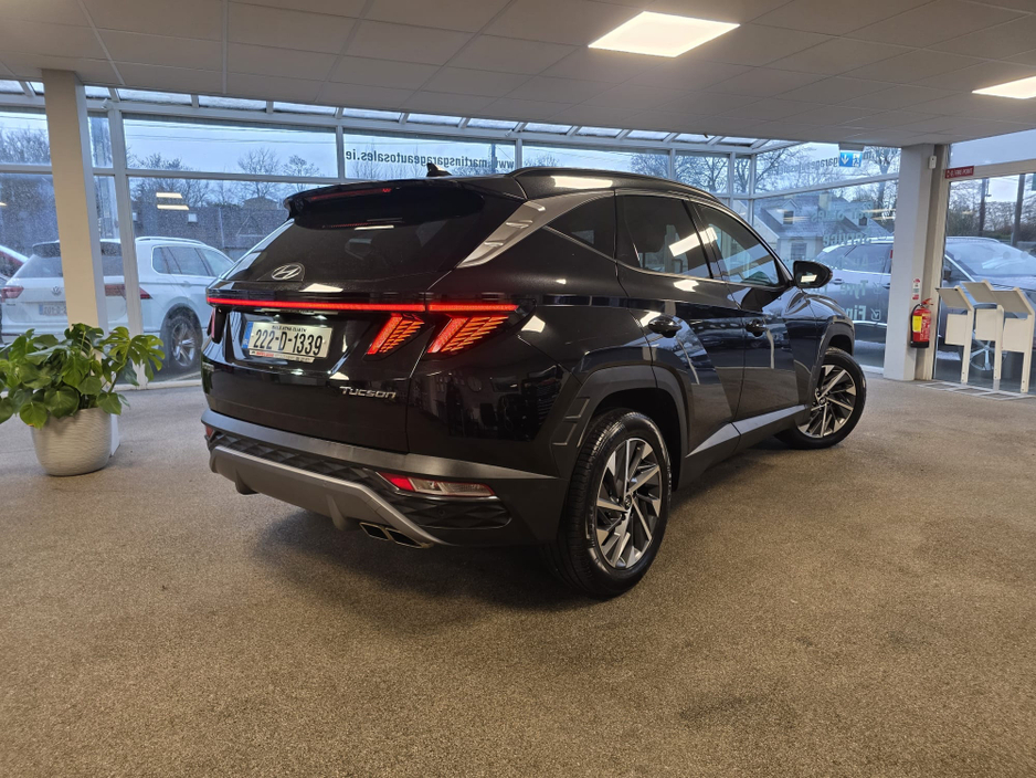 2022 Hyundai Tucson - image 6