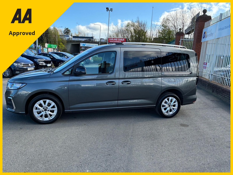 2024 Ford Tourneo Connect - image 4