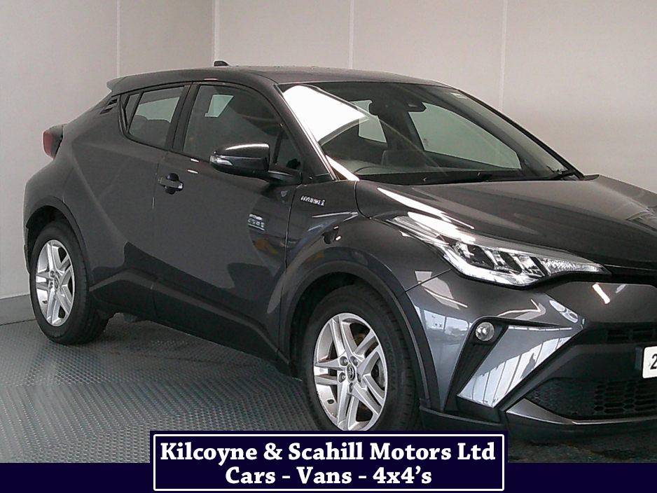 2020 Toyota C-HR - image 10