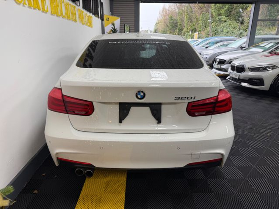 2016 BMW 3 Series 2016 320i M-Sport Automatic €19,777