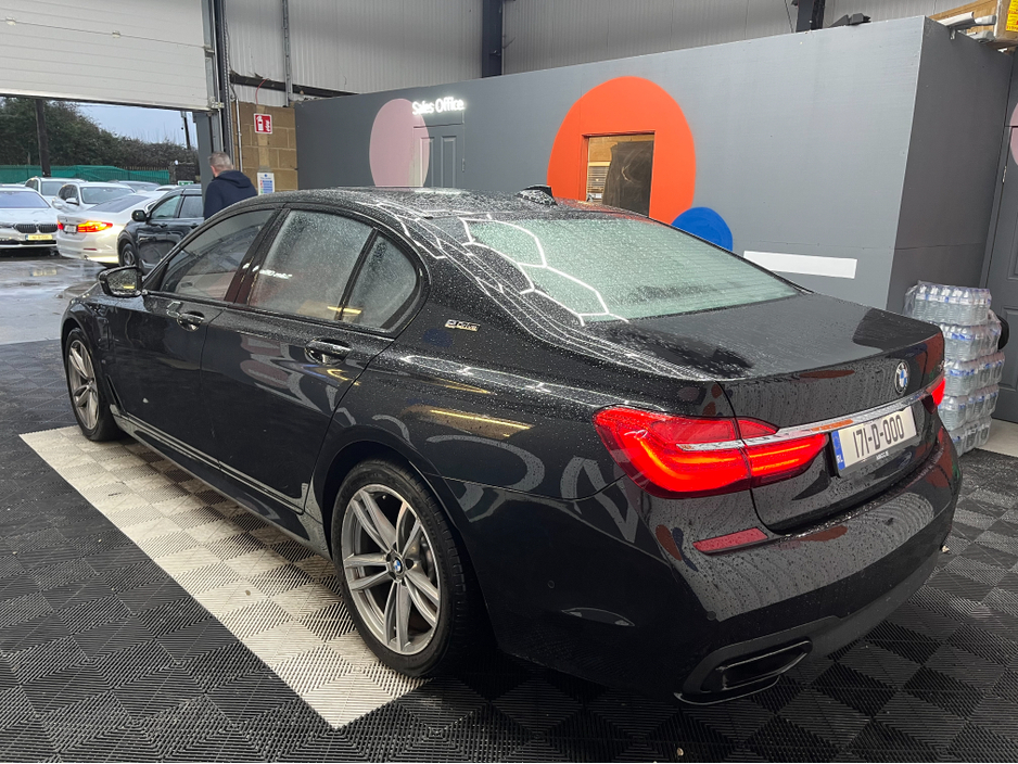 2017 BMW 7 Series €27950! 2017 BMW 740E IPERFORMANCE M-SPORT 2.0 AUTOMATIC / CRUISE CONTROL / 360° PARKING CAMERA / ELECTRIC MEMORY MASSAGING & HEATED SEATS / PADDLE SHIFTERS / PANORAMIC SUNROOF / HEATED REAR SEATS €27,950