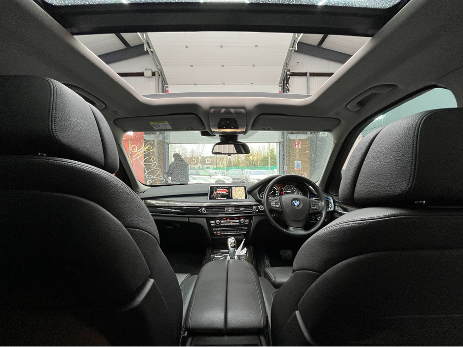 2016 BMW X5 - image 23