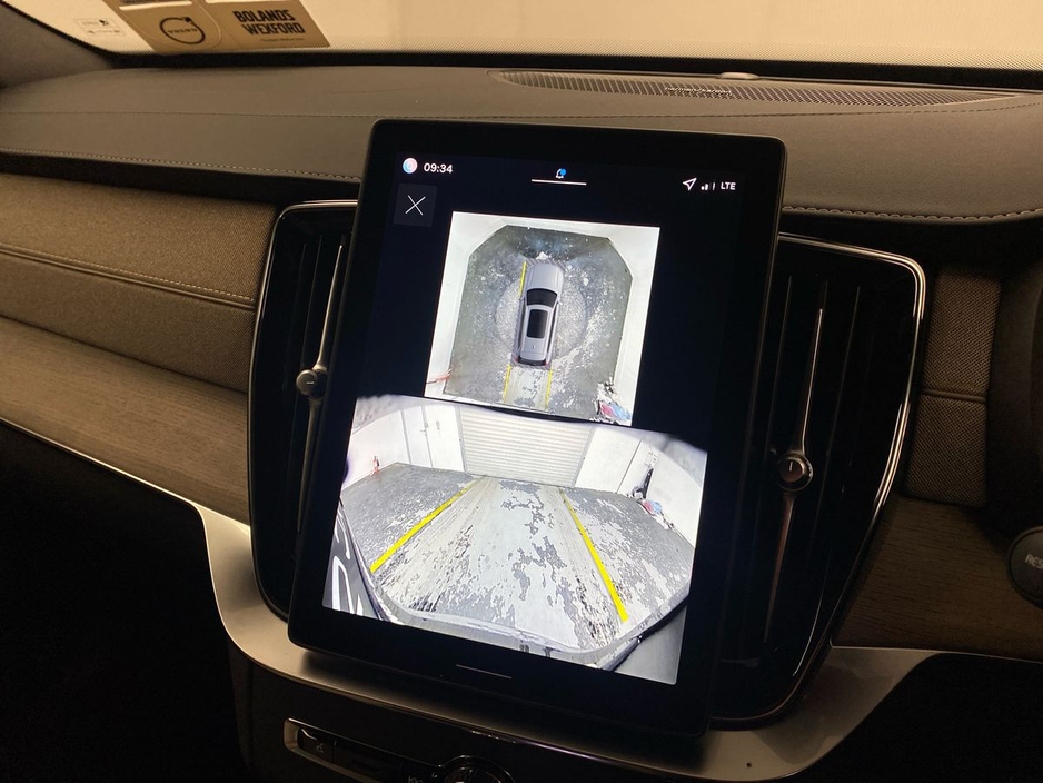 2026 Volvo XC90 - image 14