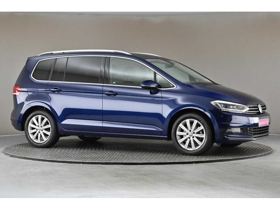 2016 Volkswagen Touran - image 12