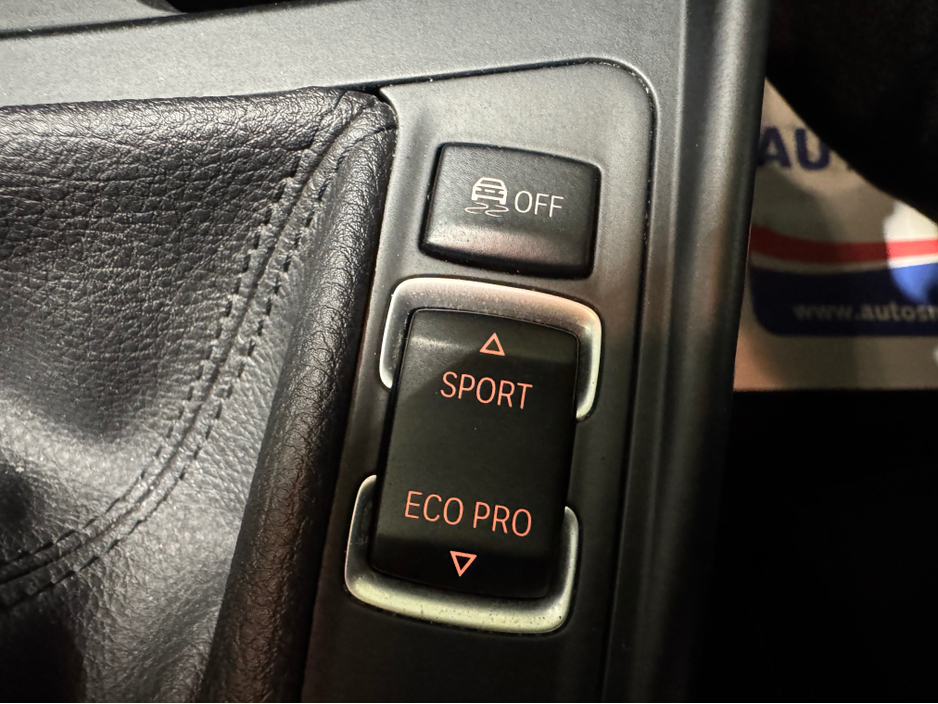 2017 BMW 1 Series - image 19