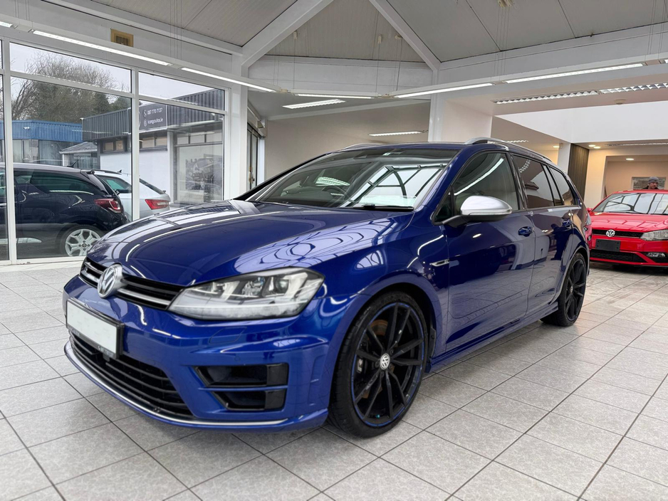 2015 Volkswagen Golf R 2.0 Launch Edition €23,950