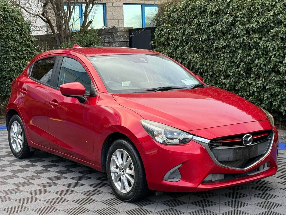 2016 Mazda Demio 1.3 SKYACTIV // HEADS-UP DISPLAY // 15" ALLOYS // HEATED SEATS €10,900