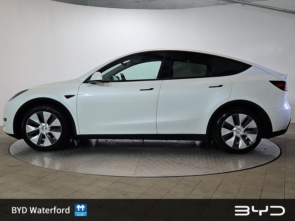 2024 Tesla Model Y - image 6