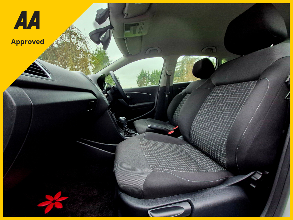 2015 Volkswagen Polo Auto+New NCT+Warranty €12,995