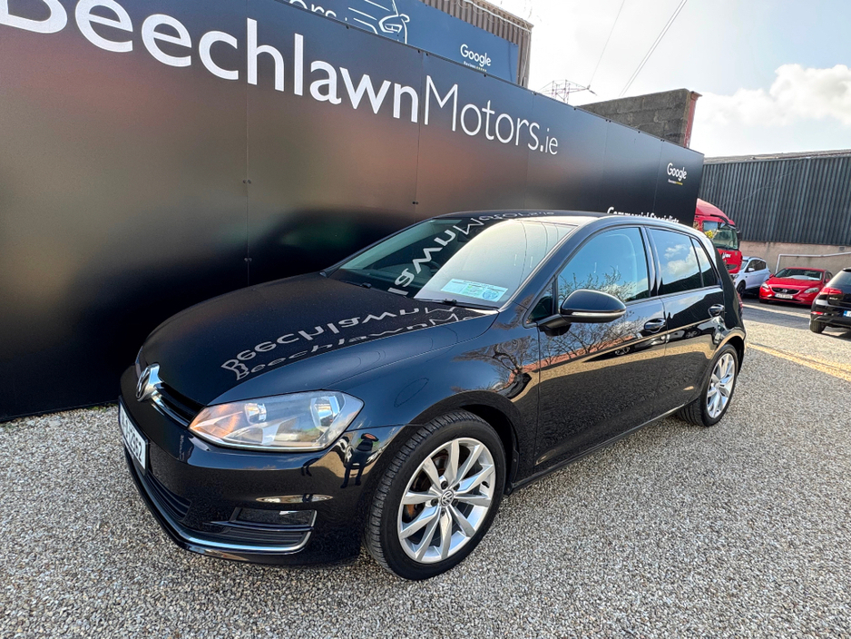 2014 Volkswagen Golf - image 8