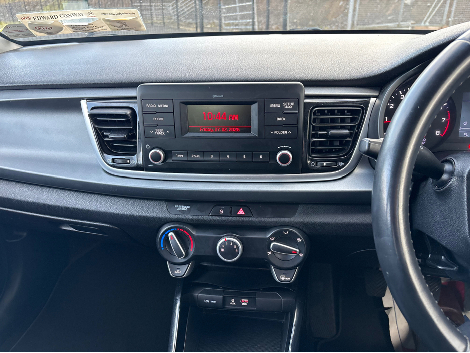 2018 Kia Rio - image 6