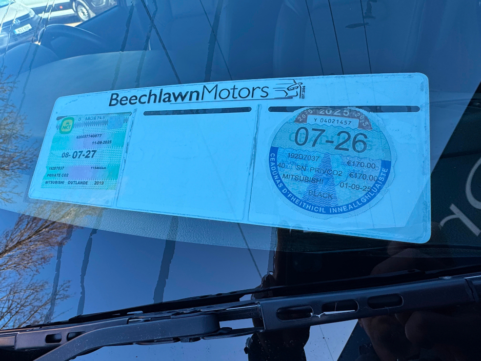 2019 Mitsubishi Outlander - image 9