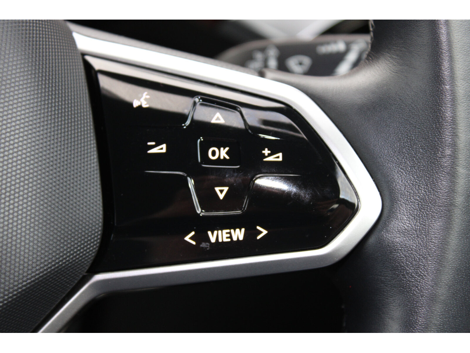 2022 Volkswagen ID.4 LIFE DX 77kWh 174HP €26,950