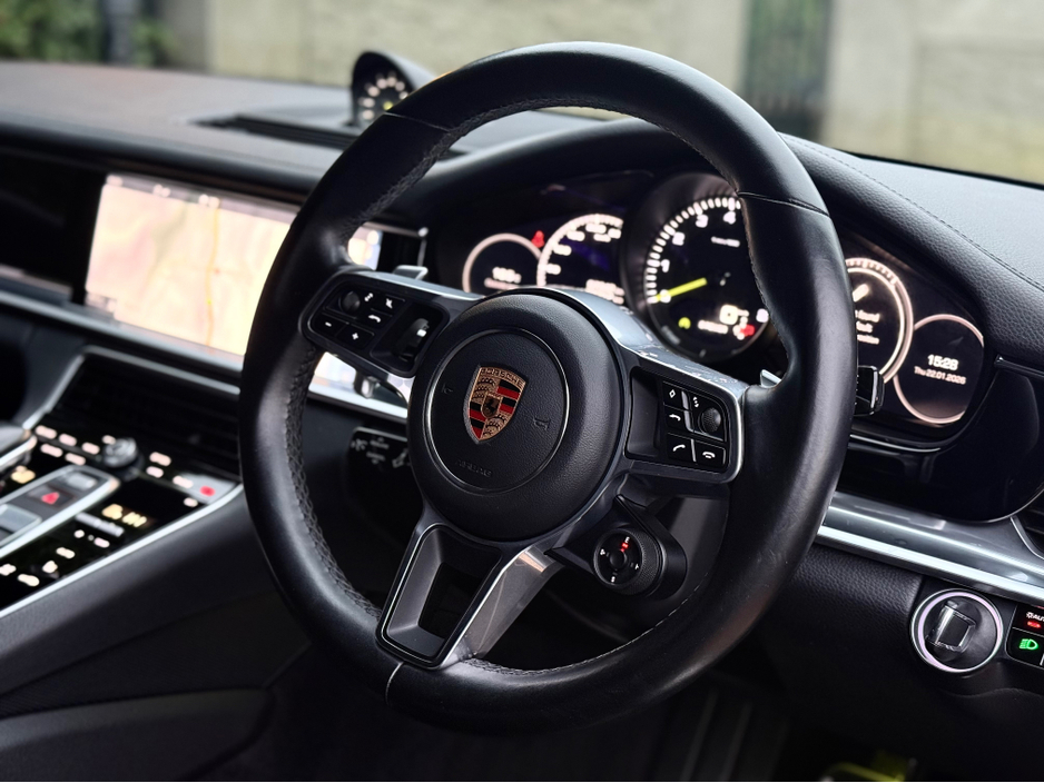 2018 Porsche Panamera 3.0 EHYBRID 4 5DR AUTO €56,950