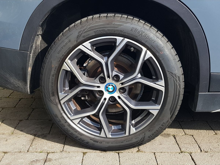 2022 BMW X1 - image 12