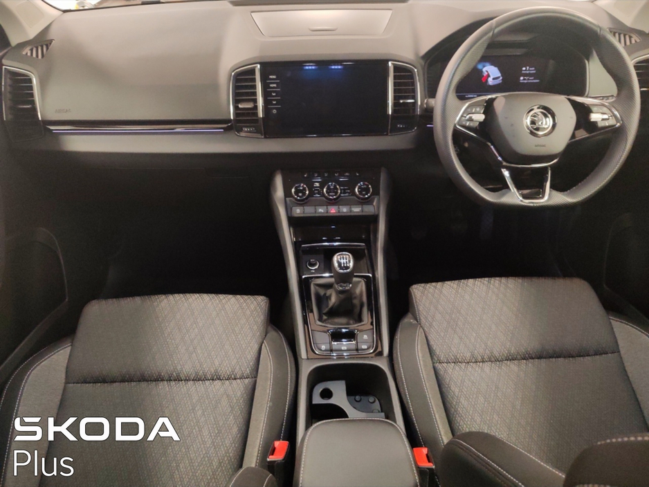 2023 Skoda Karoq - image 2