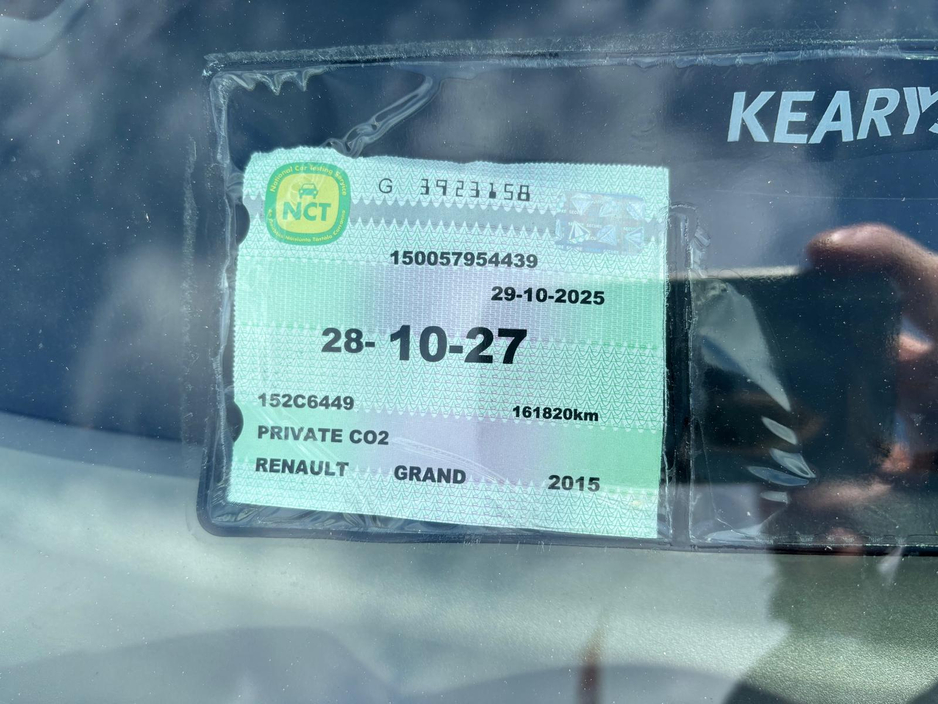 2015 Renault Grand Scenic - image 6