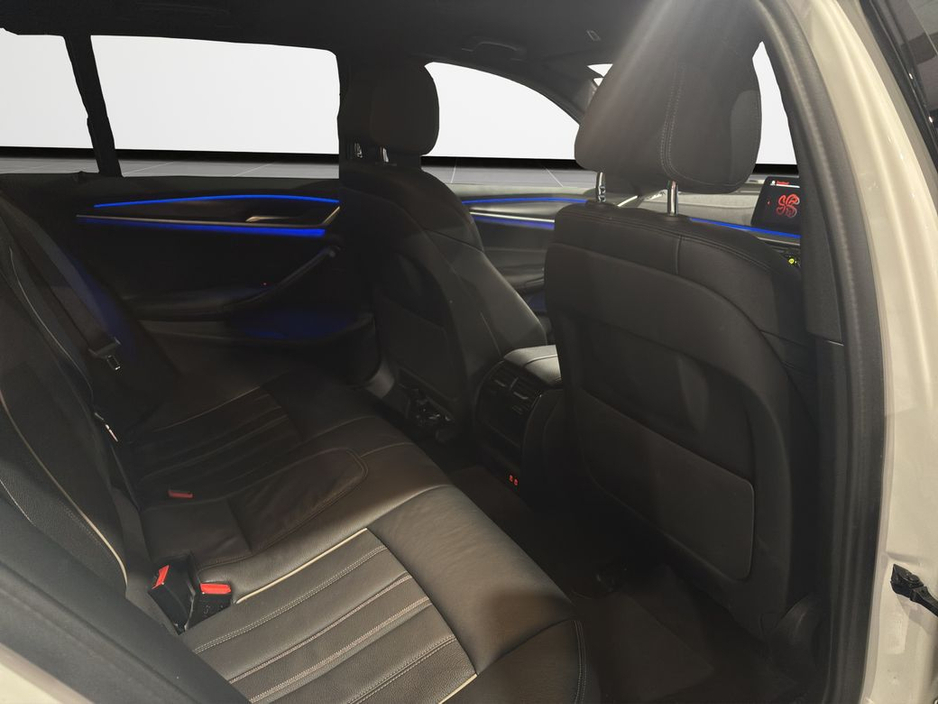 2022 BMW 5 Series “xDrive traction. M Sport attitude.” €45,888