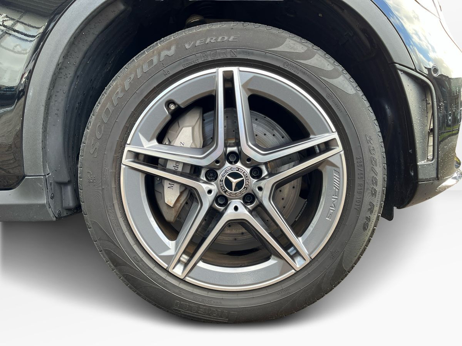 2023 Mercedes-Benz GLC Class - image 7