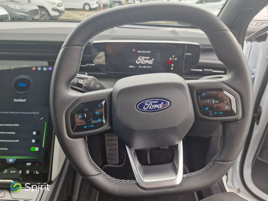 2026 Ford Explorer - image 16