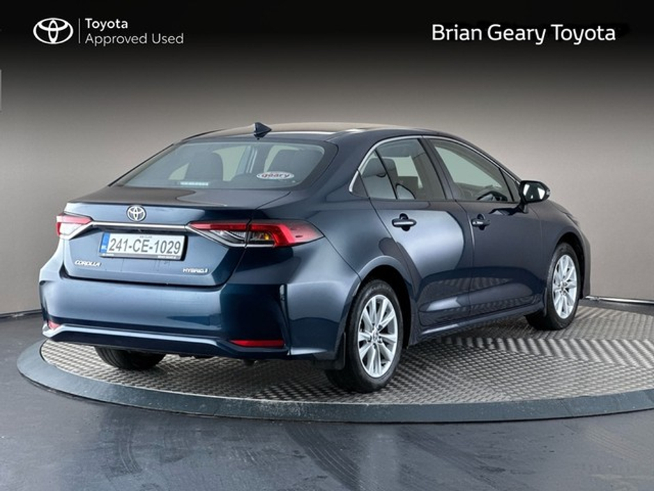 2024 Toyota Corolla HYBRID LUNA SALOON €27,950