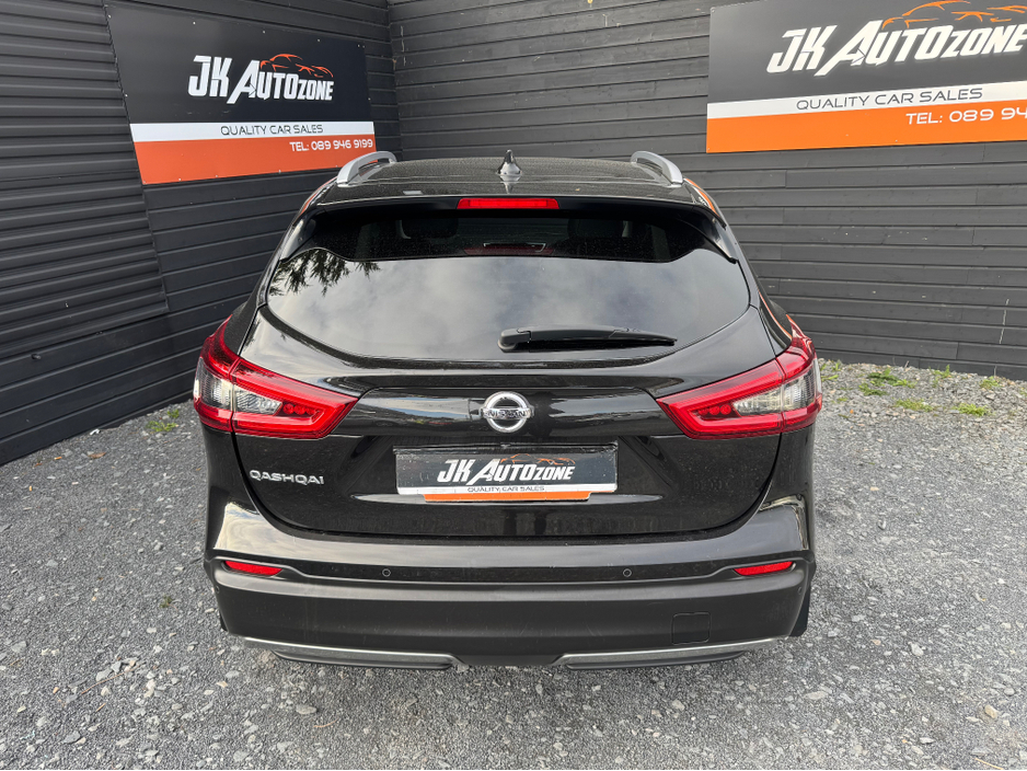 2019 Nissan Qashqai - image 5