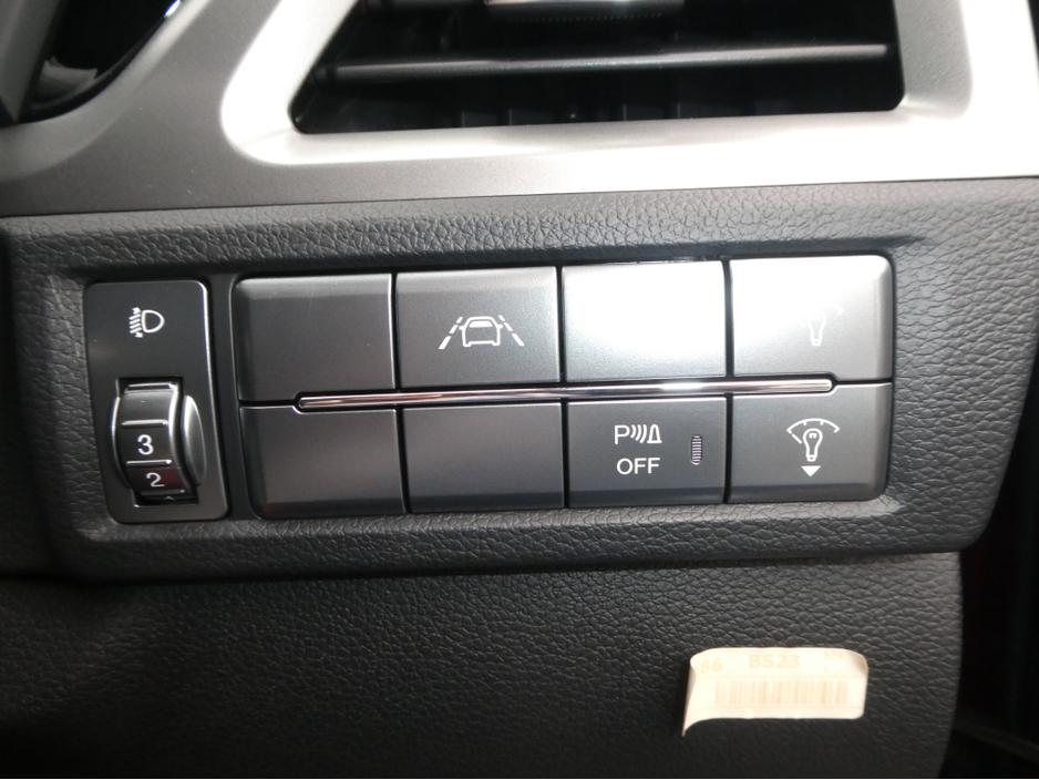 2025 Ssangyong Korando - image 18