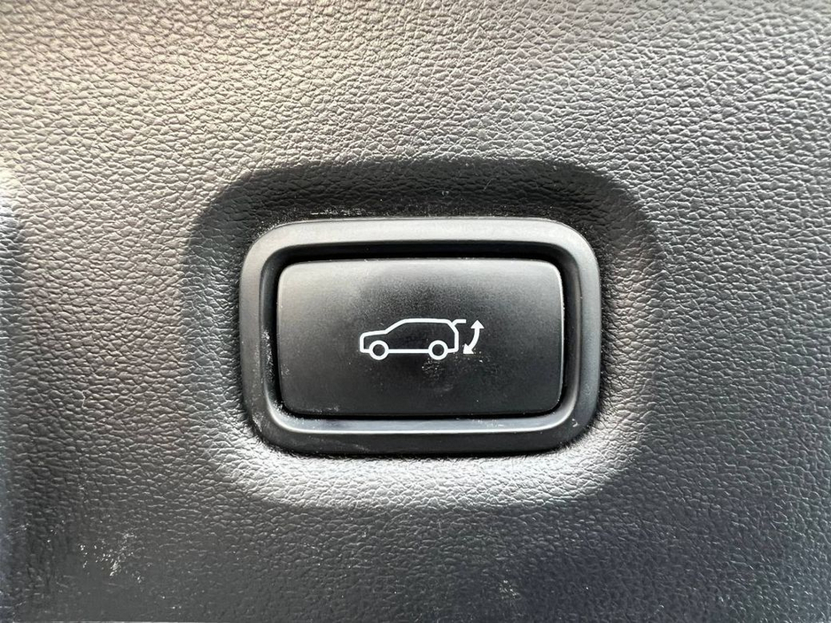 2023 Hyundai Ioniq - image 14