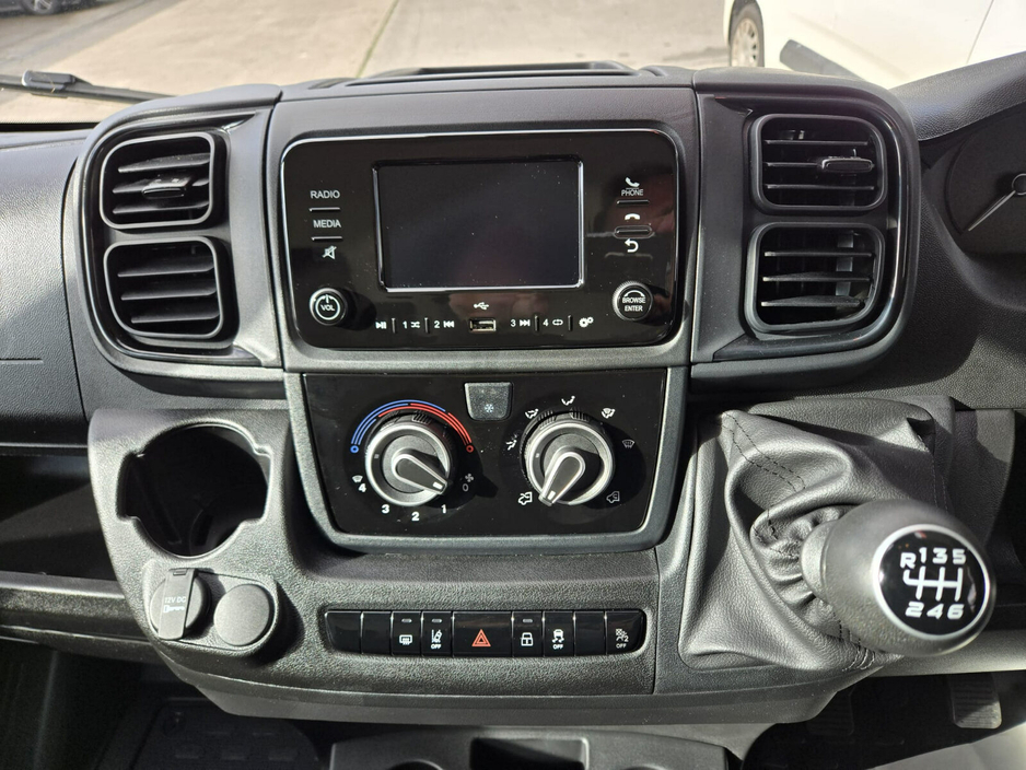 2026 Opel Movano  €29,950