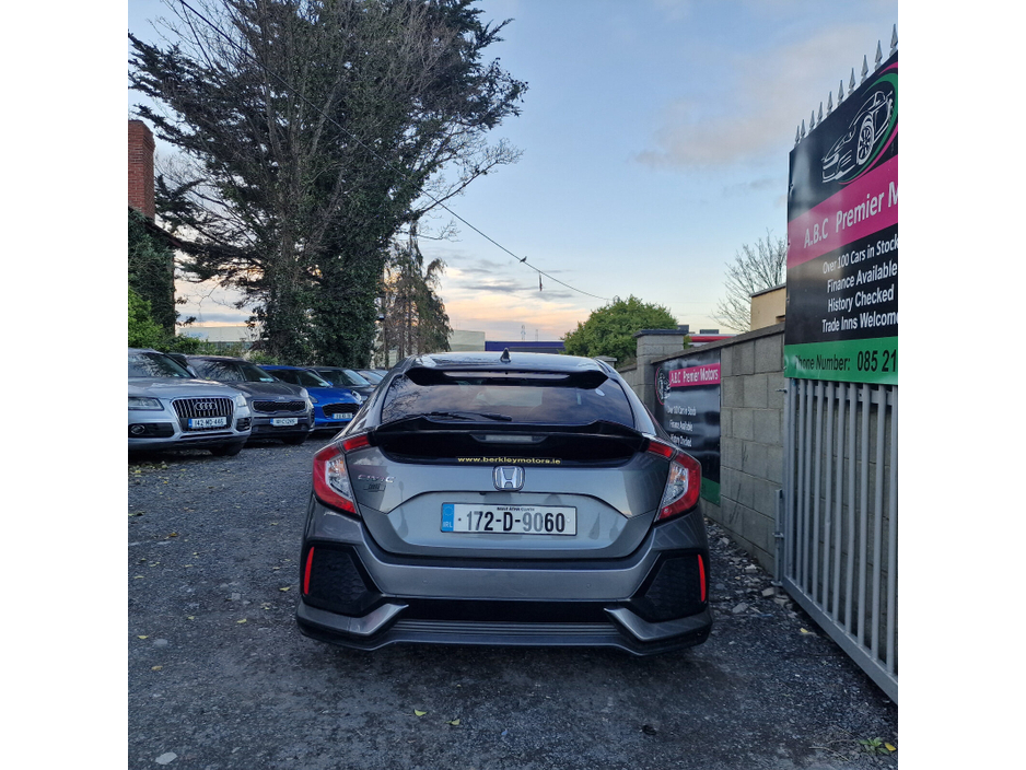 2017 Honda Civic - image 8