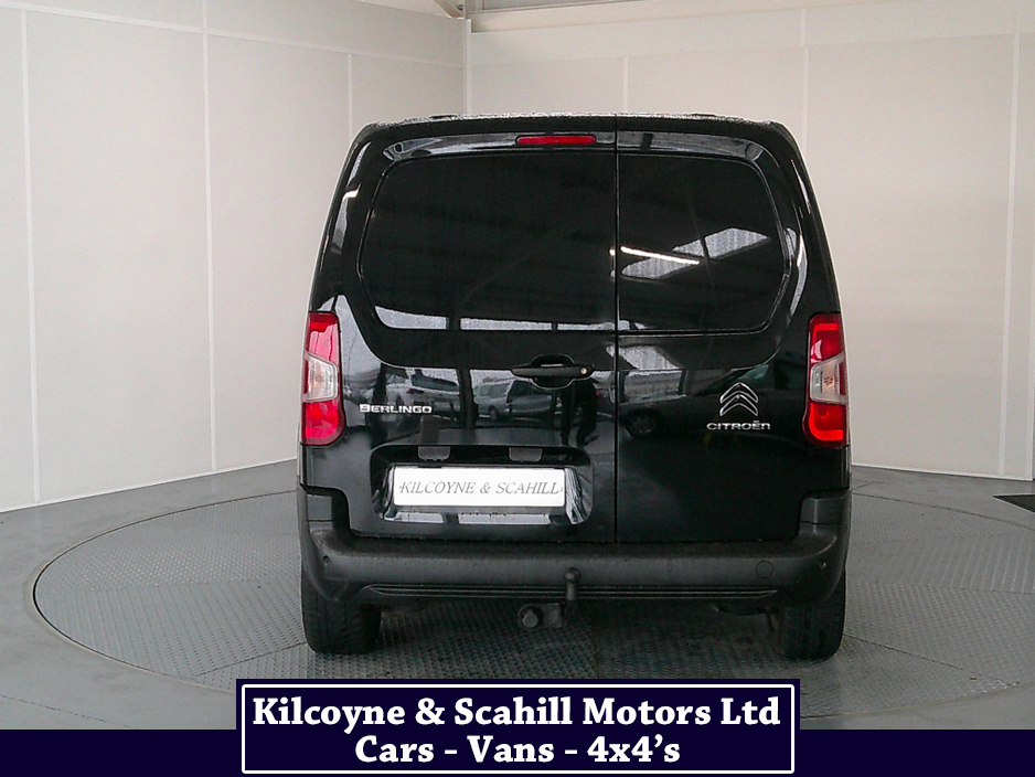 2021 Citroen Berlingo - image 6