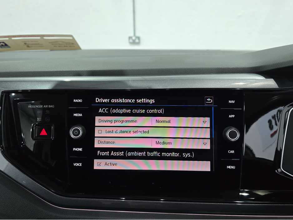 2020 Volkswagen Polo - image 19