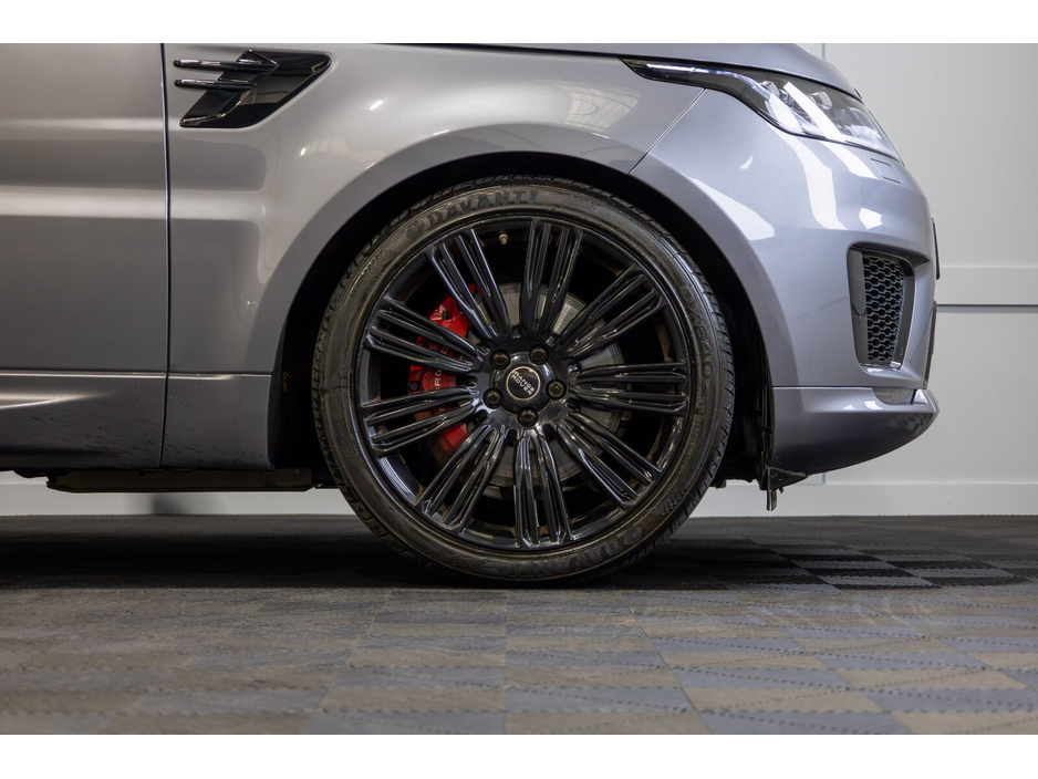 2020 Land Rover Range Rover Sport - image 7