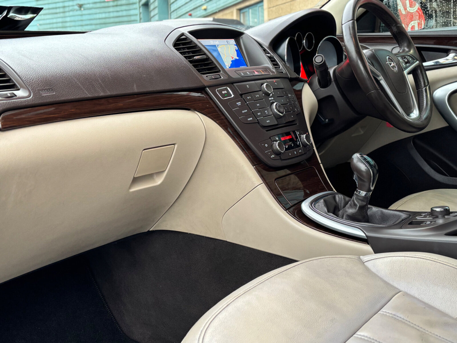 2013 Opel Insignia 2.0CDTI 160PS Elite €4,250