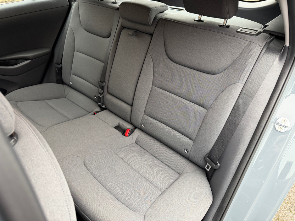 2022 Hyundai Ioniq PREMIUM EV//LOW MILEAGE//HYUNDAI SERVICE HISTORY//SIMI AND AA DEALER €15,900