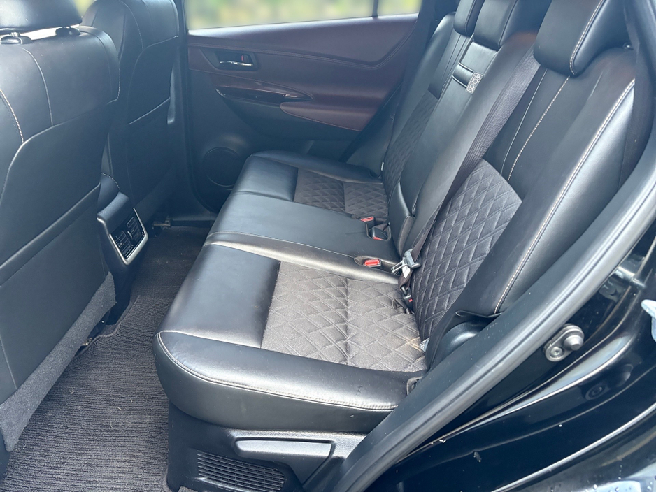 2016 Toyota Harrier SUV €18,995