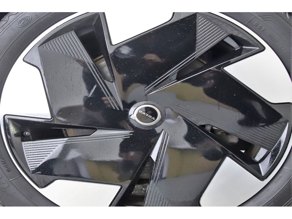 2024 Volvo EX30 SINGLE MOTOR EXTENDED RANGE 69KWH RWD 272BHP €34,890