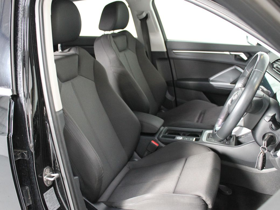 2019 Audi Q3 - image 12