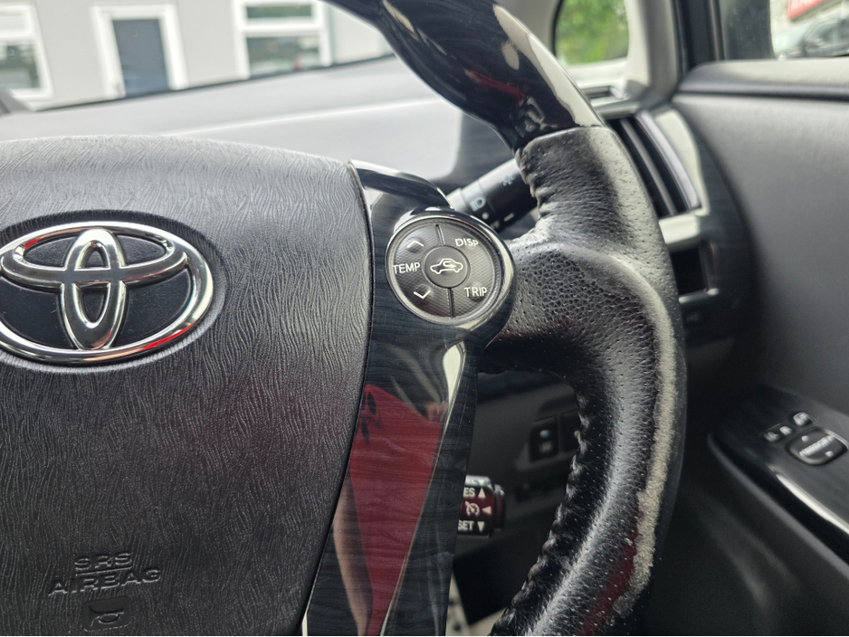 2014 Toyota Prius Alpha (7 Seater) - SELF CHARGING HYBRID -ALLOYS - REVERSE CAMERA - SIMI DEALER - LOW ROAD TAX BAND €14,450