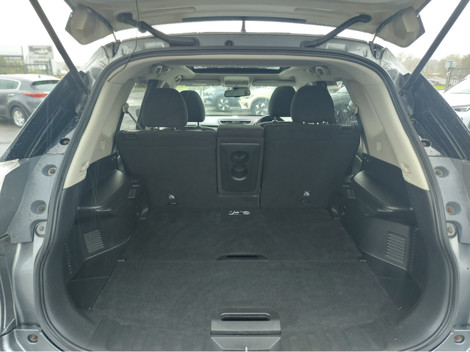 2018 Nissan X-Trail - image 5