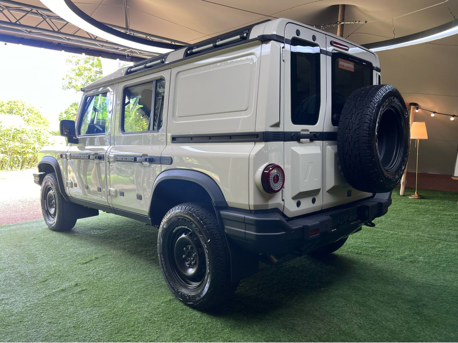 2025 INEOS Grenadier 5-Seat Commercial (N1) €79,995